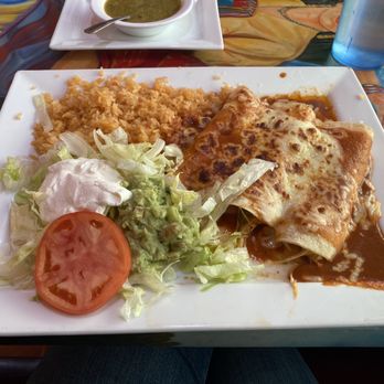 Los Tres Amigos signature dishes Enchiladas RancherasElotesTacos de Birria﻿﻿